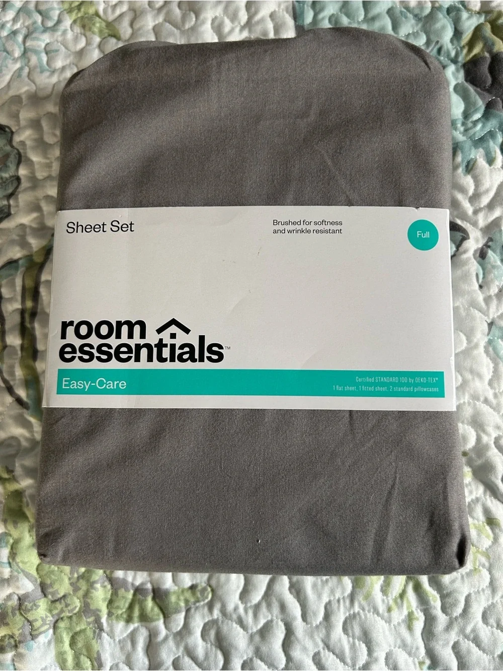 Room Essentials Easy-Care Sheet Set in Gray